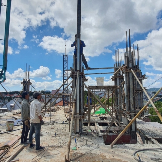 THI CÔNG THÔ CĂN HỘ CHO THUÊ SÀN CÁP DỰ ỨNG LỰC