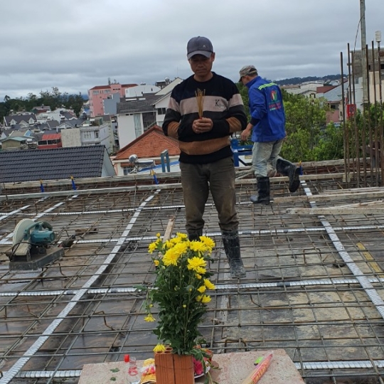 THI CÔNG THÔ CĂN HỘ CHO THUÊ SÀN CÁP DỰ ỨNG LỰC