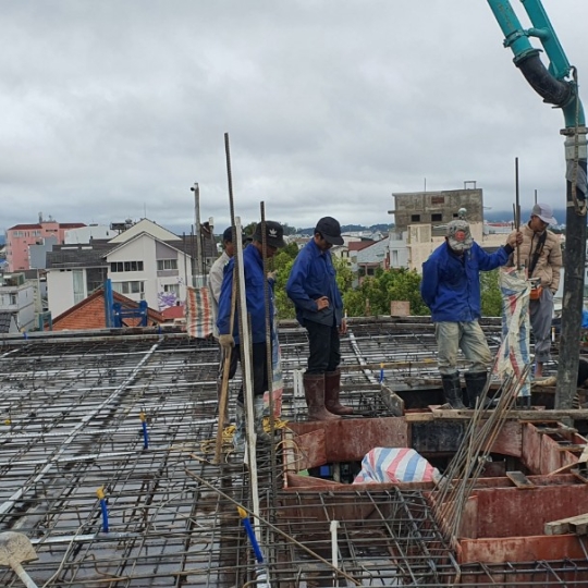 THI CÔNG THÔ CĂN HỘ CHO THUÊ SÀN CÁP DỰ ỨNG LỰC